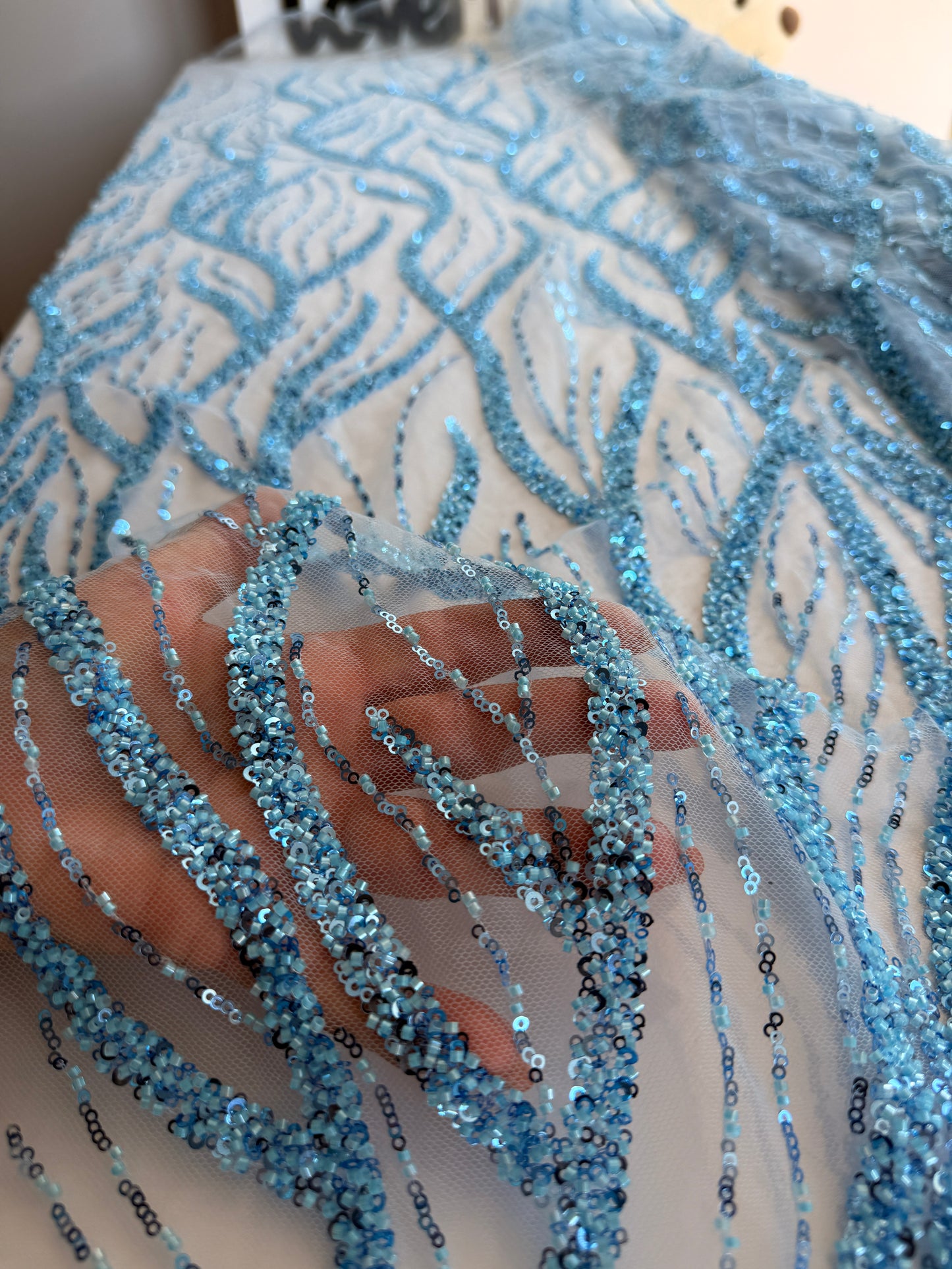 Broderie accesorizata cu paiete si margele, Blue - MODEL BEAUTY