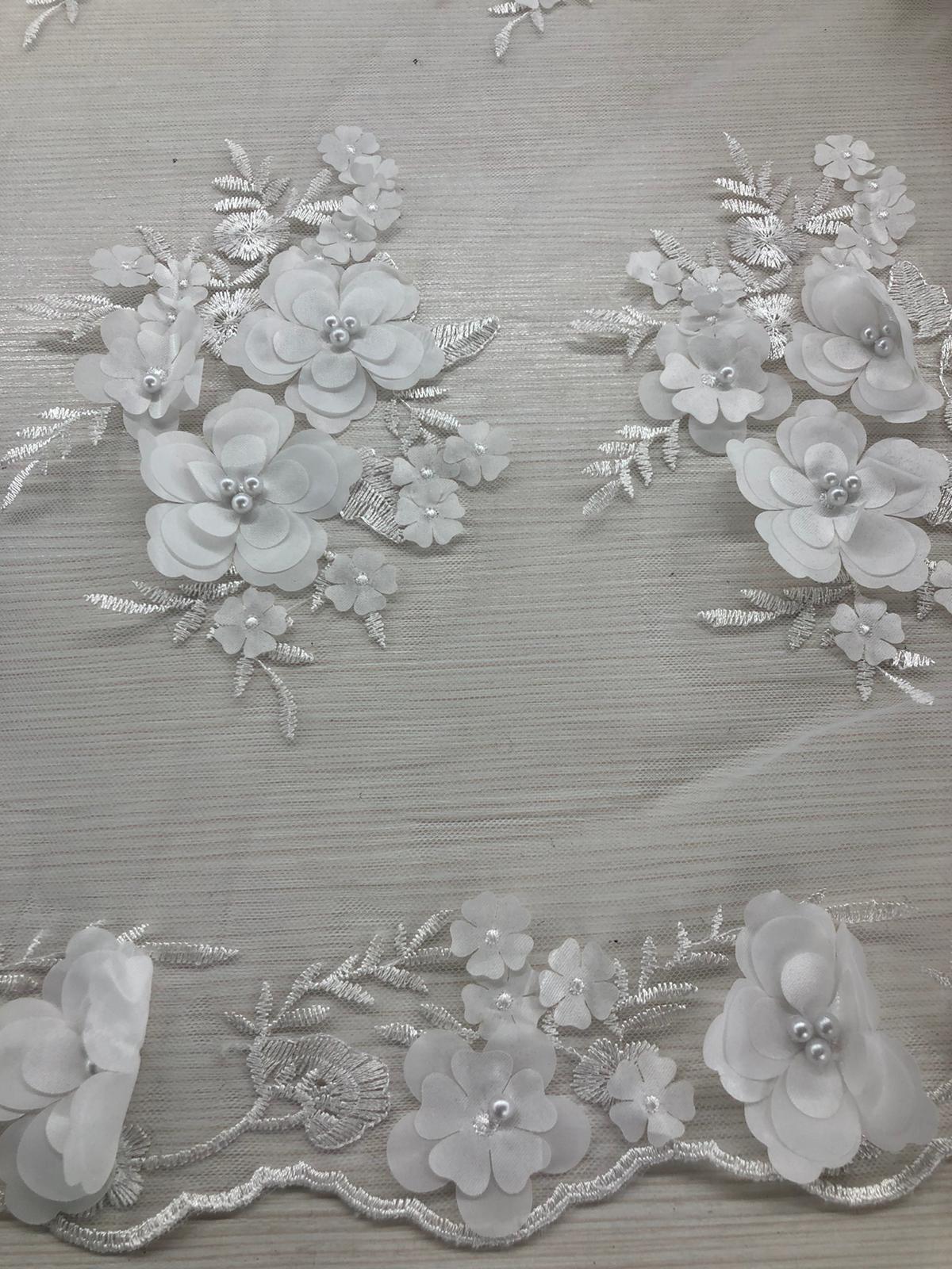 Broderie Alba , cu flori 3D , umplute cu perle  /  Model Aziel