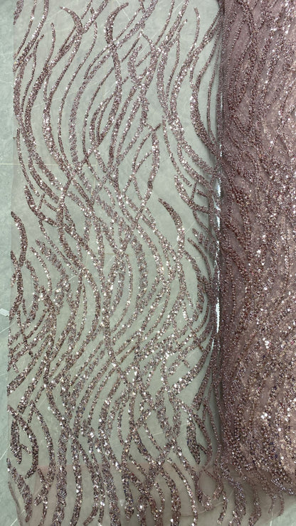 Broderie accesorizata cu paiete si margele , Roz pudra - MODEL ROSE