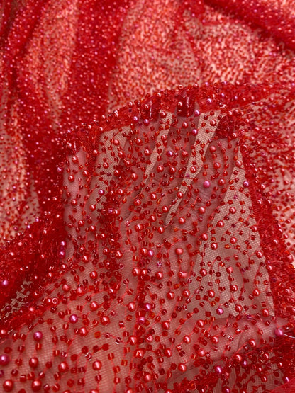 Tulle accesorizat cu perle si margele tubulare , Rosu - MODEL HACER