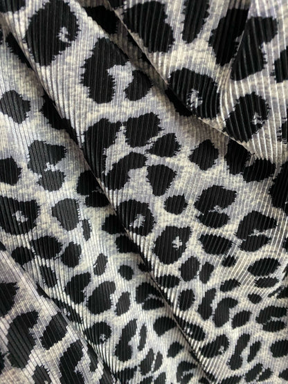 Satin Plisat, Animal Print - Model 2