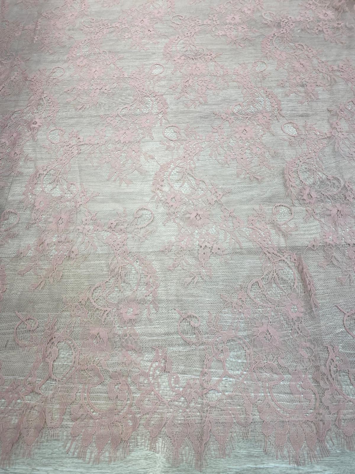 Dantela Chantily ,Roz  , Cupon 3m - Cod 0034