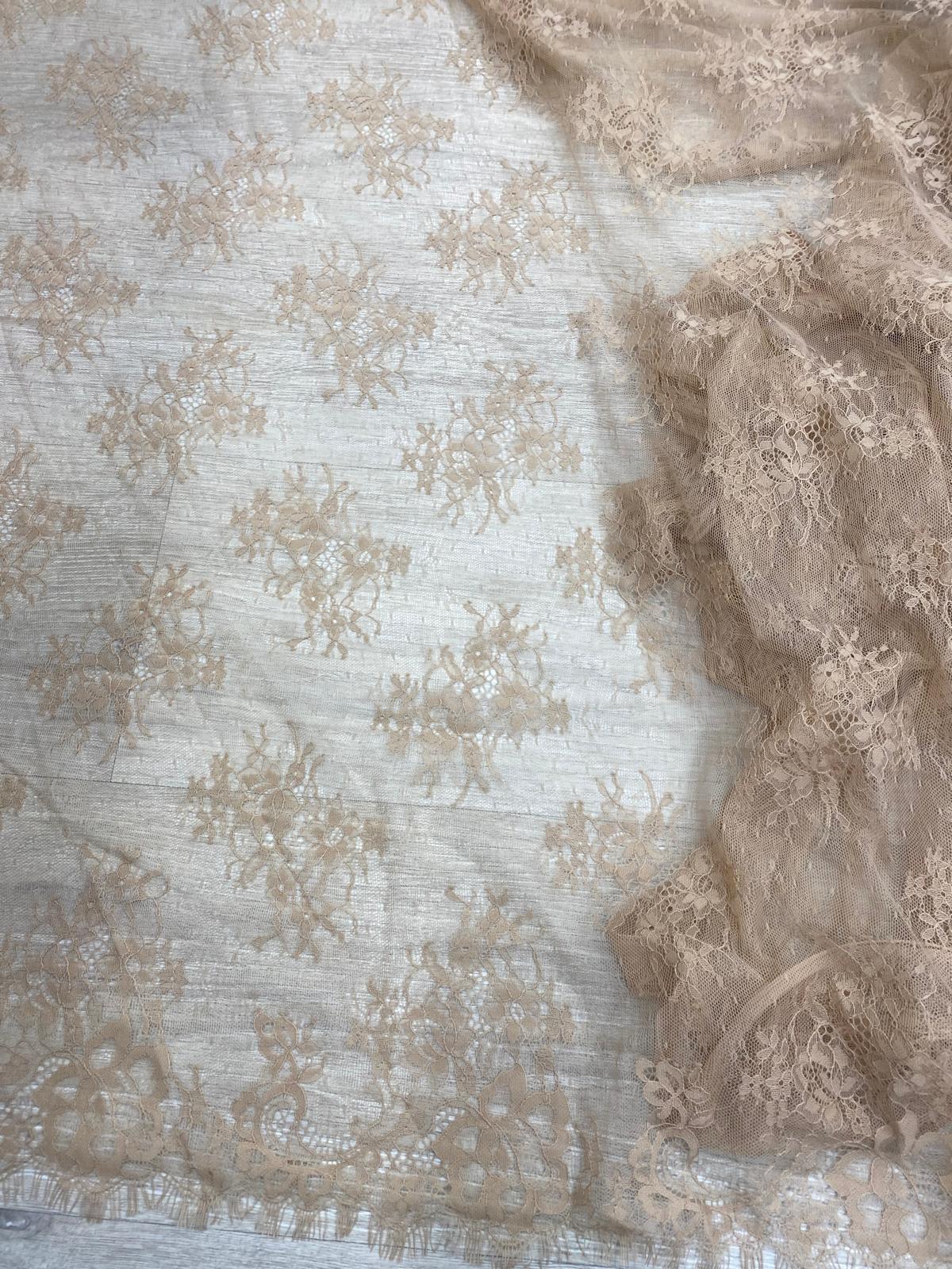 Dantela Chantily , Bej, Cupon 3m - Cod 0036