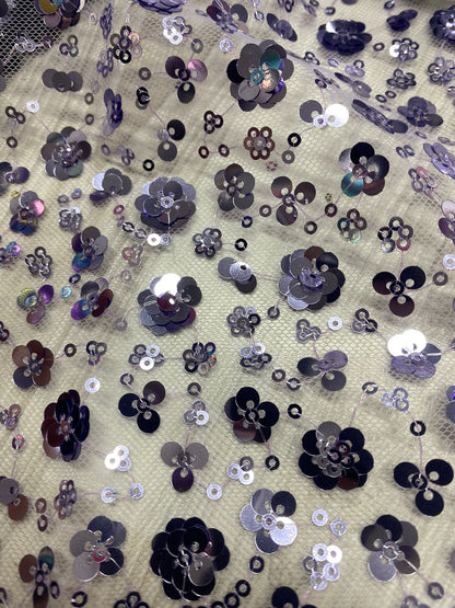 Tulle accesorizat cu floricele din paiete ,Mov
