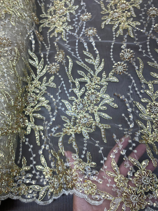 Broderie accesorizata cu paiete si margele, Auriu- MODEL MARO