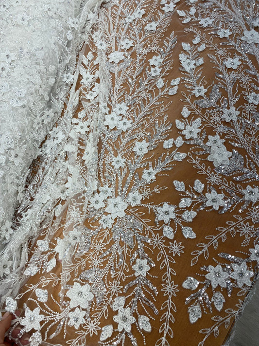 Broderie accesorizata cu paiete si margele ,Alb - MODEL BIA
