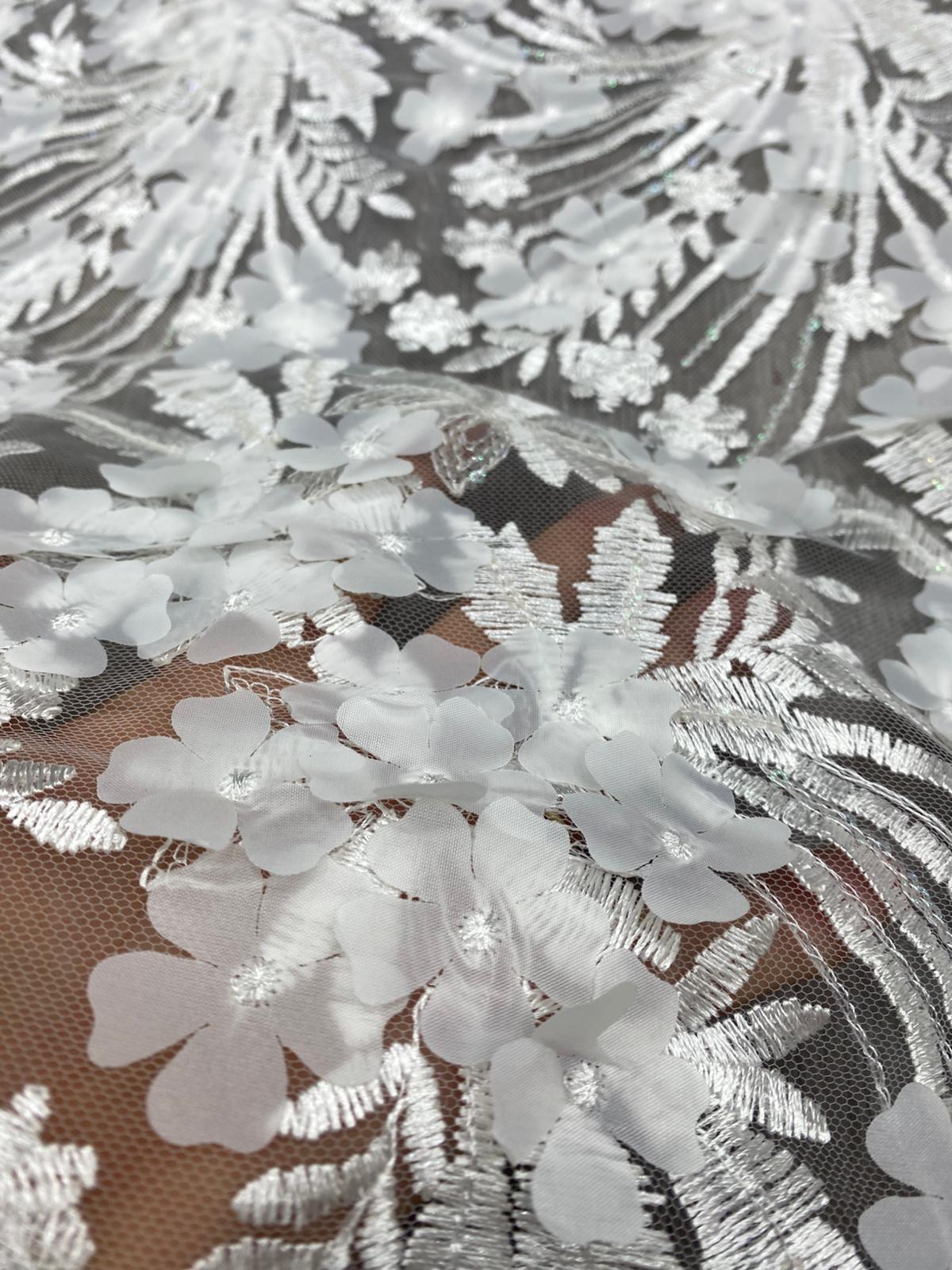 Broderie accesorizata cu paiete si margele ,Alb - MODEL NISA