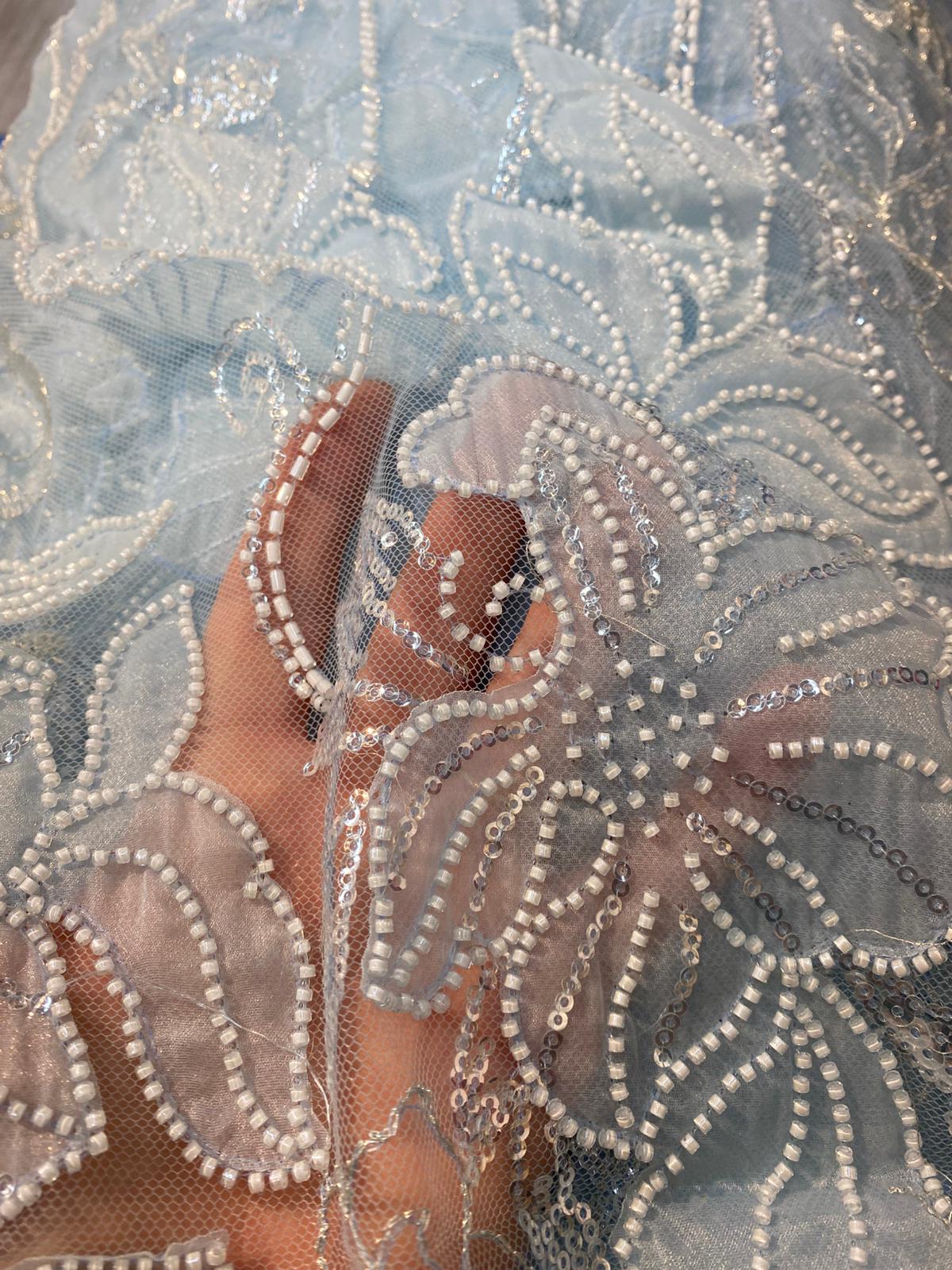 Broderie accesorizata , model flora, Blue  - MODEL GLOW