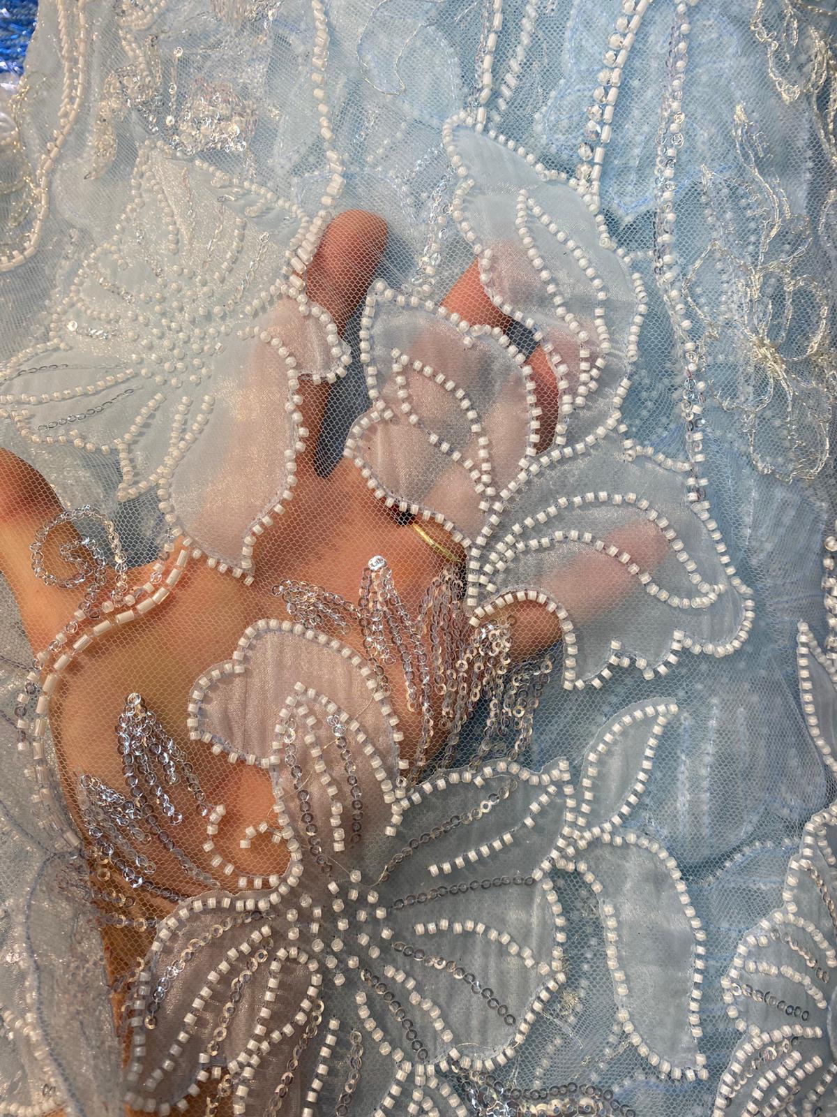 Broderie accesorizata , model flora, Blue  - MODEL GLOW