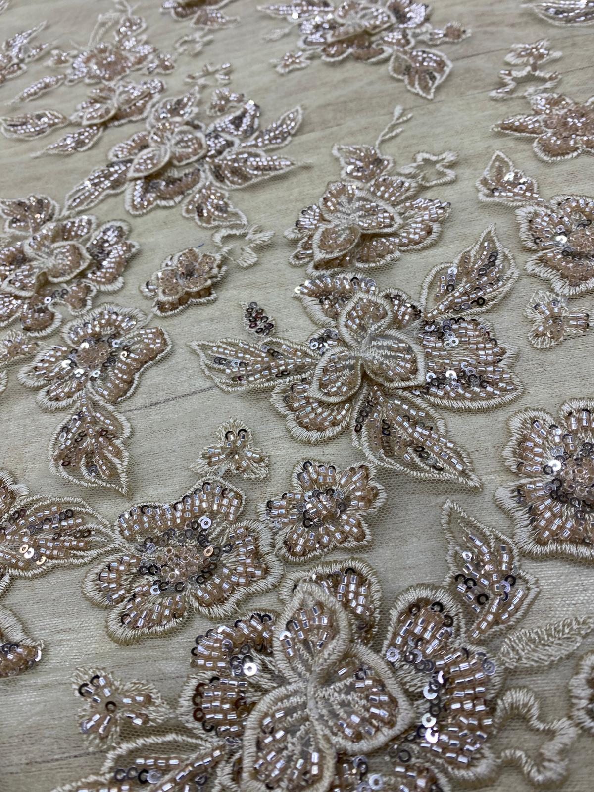 Broderie accesorizata , model floral , bej-auriu - MODEL RANIA
