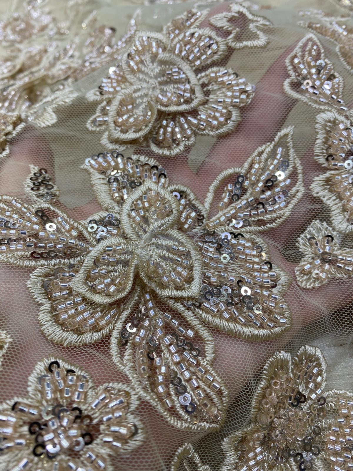 Broderie accesorizata , model floral , bej-auriu - MODEL RANIA