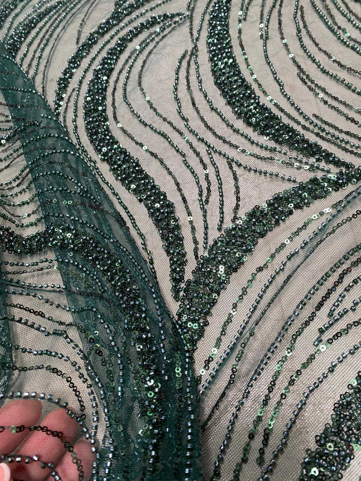 Broderie accesorizata cu paiete si margele, Verde - MODEL MIKY