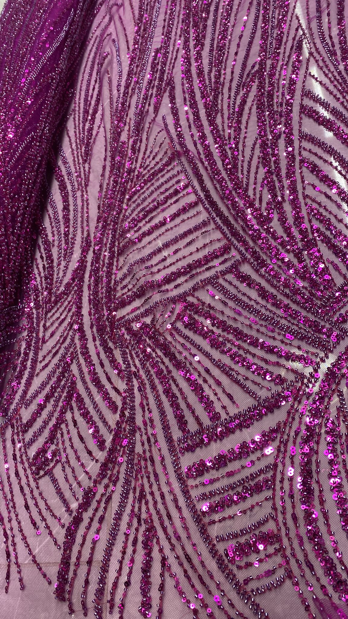 Broderie accesorizata cu paiete si margele, Mov  - MODEL LIA