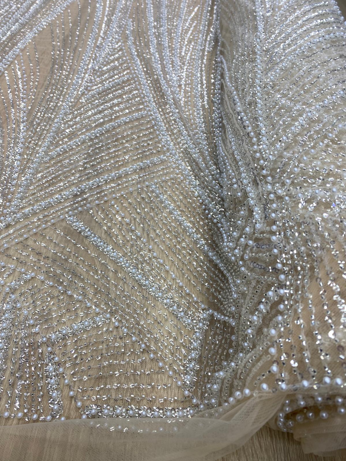 Broderie accesorizata cu paiete si margele argintie, pe suport de tulle nude - MODEL IRMA