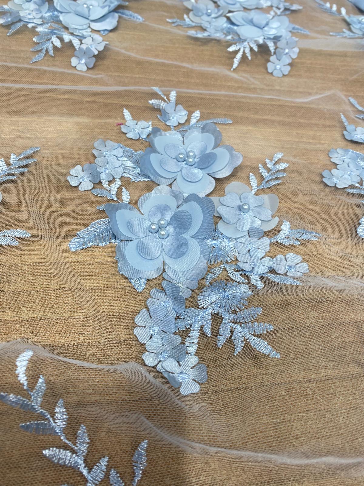 Broderie accesorizata cu paiete si margele, Mov Lila - MODEL DORA