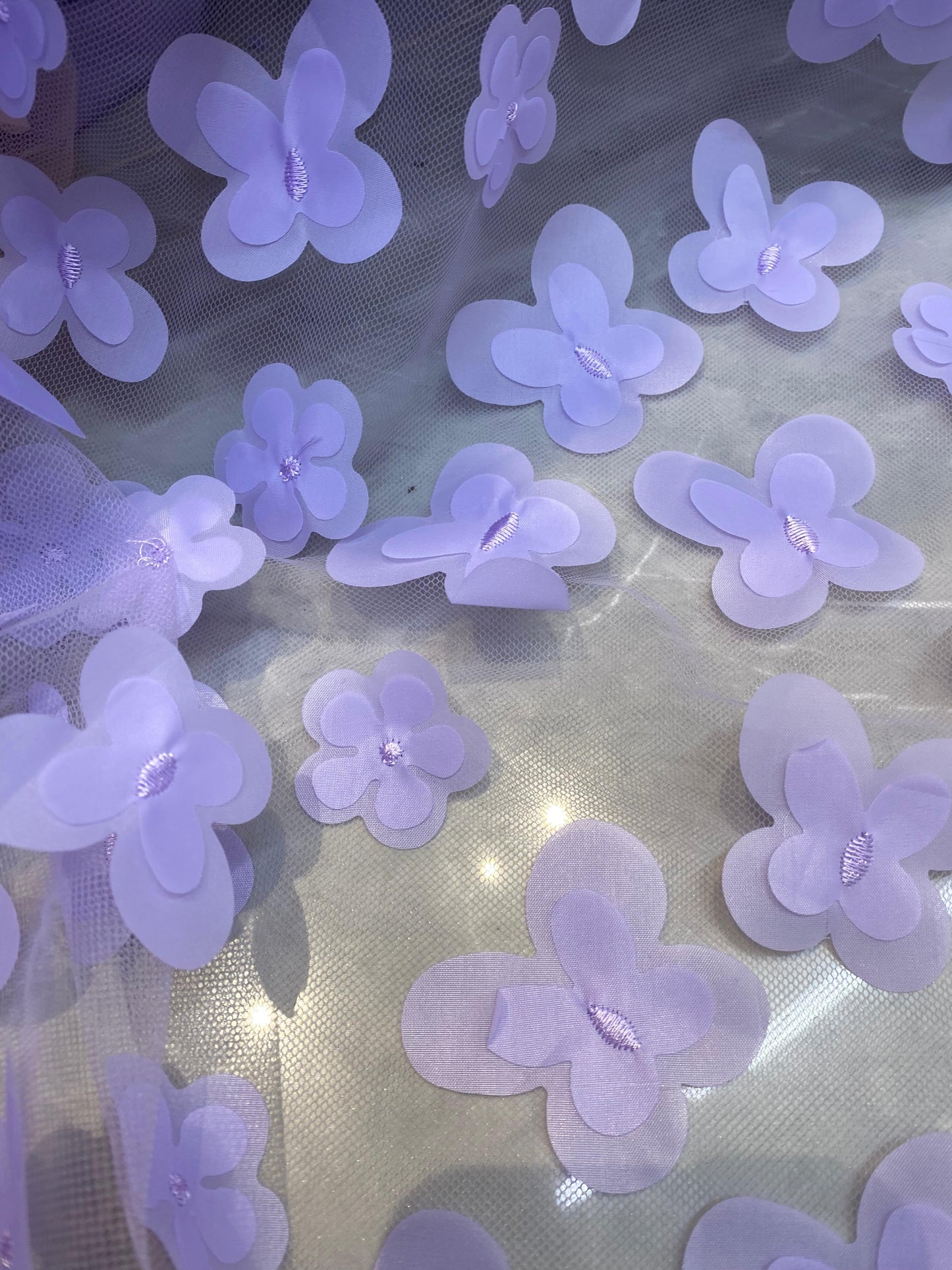 Tulle accesorizat cu flori 3D , Mov Lila