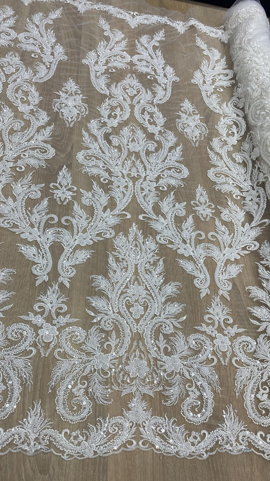 Broderie accesorizata cu paiete si margele, Alb   MODEL CERREN