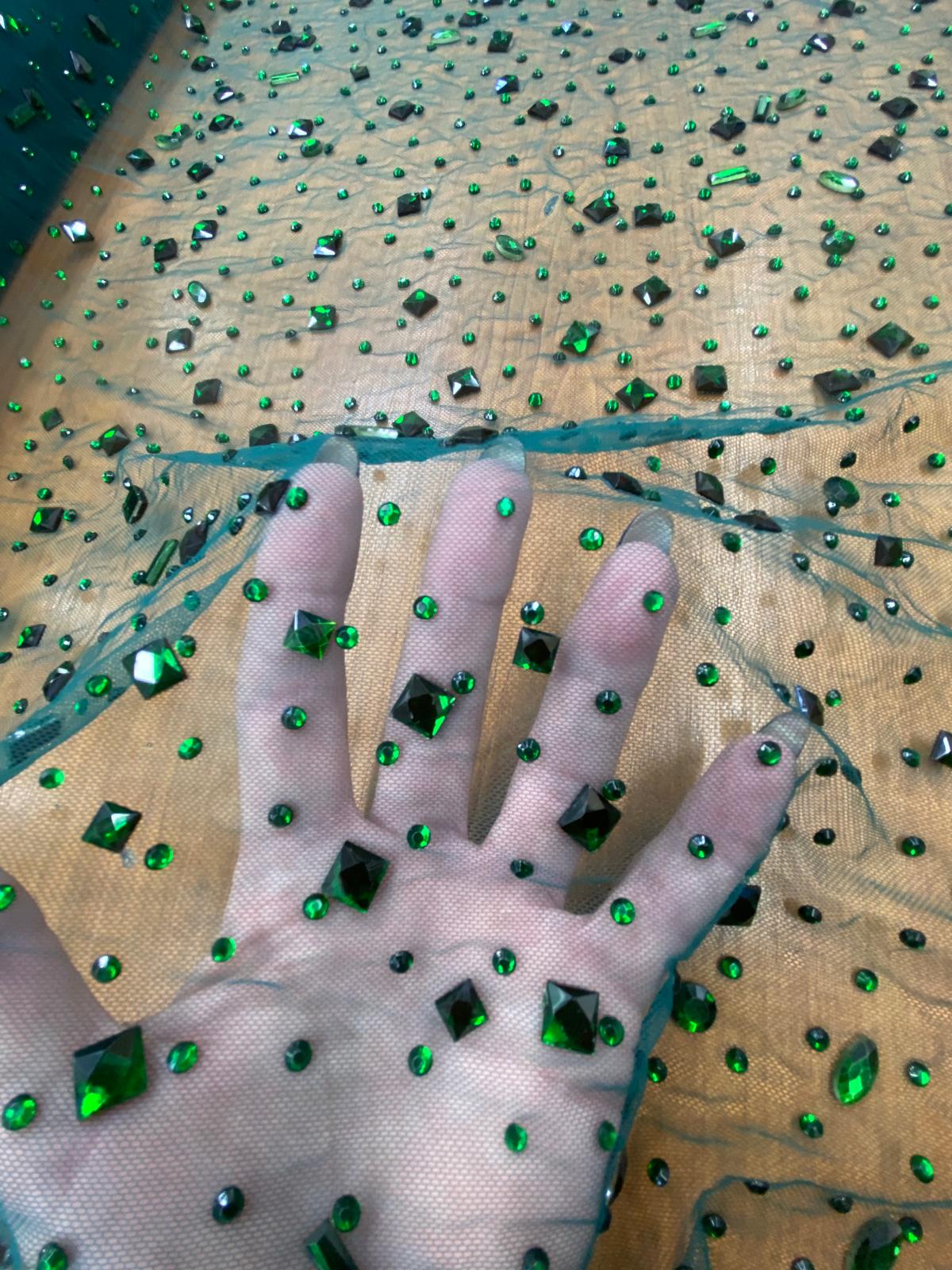 Tulle accesorizat cu pietre si cristale , Verde - MODEL SEDA