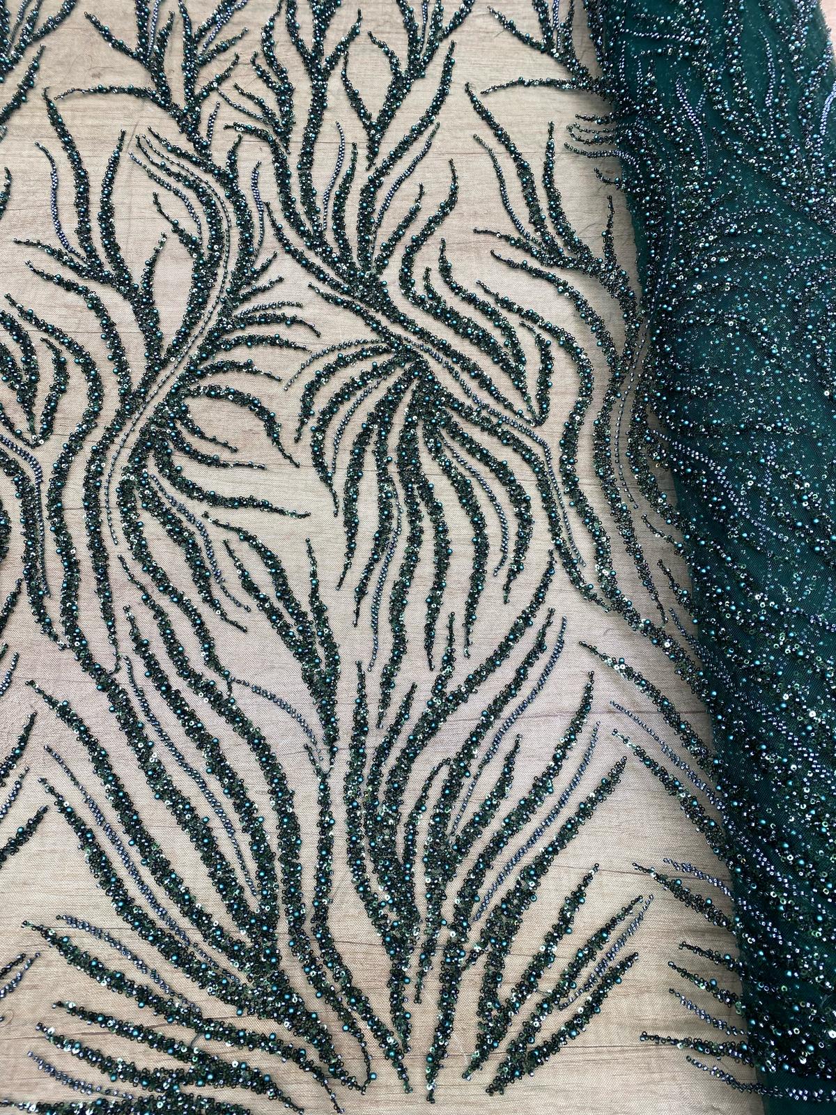 Broderie accesorizata cu paiete si margele, Verde - MODEL LARISA