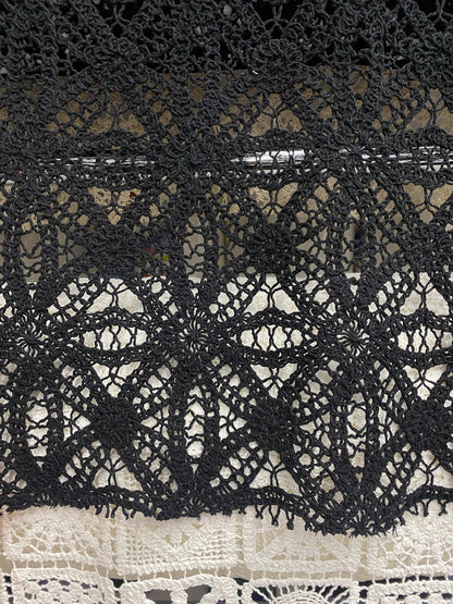 Broderie Tip Macrame , Negru- model 2