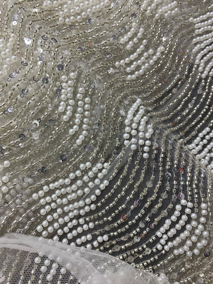 Broderie accesorizata cu paiete si margele, Alb - MODEL NOVA