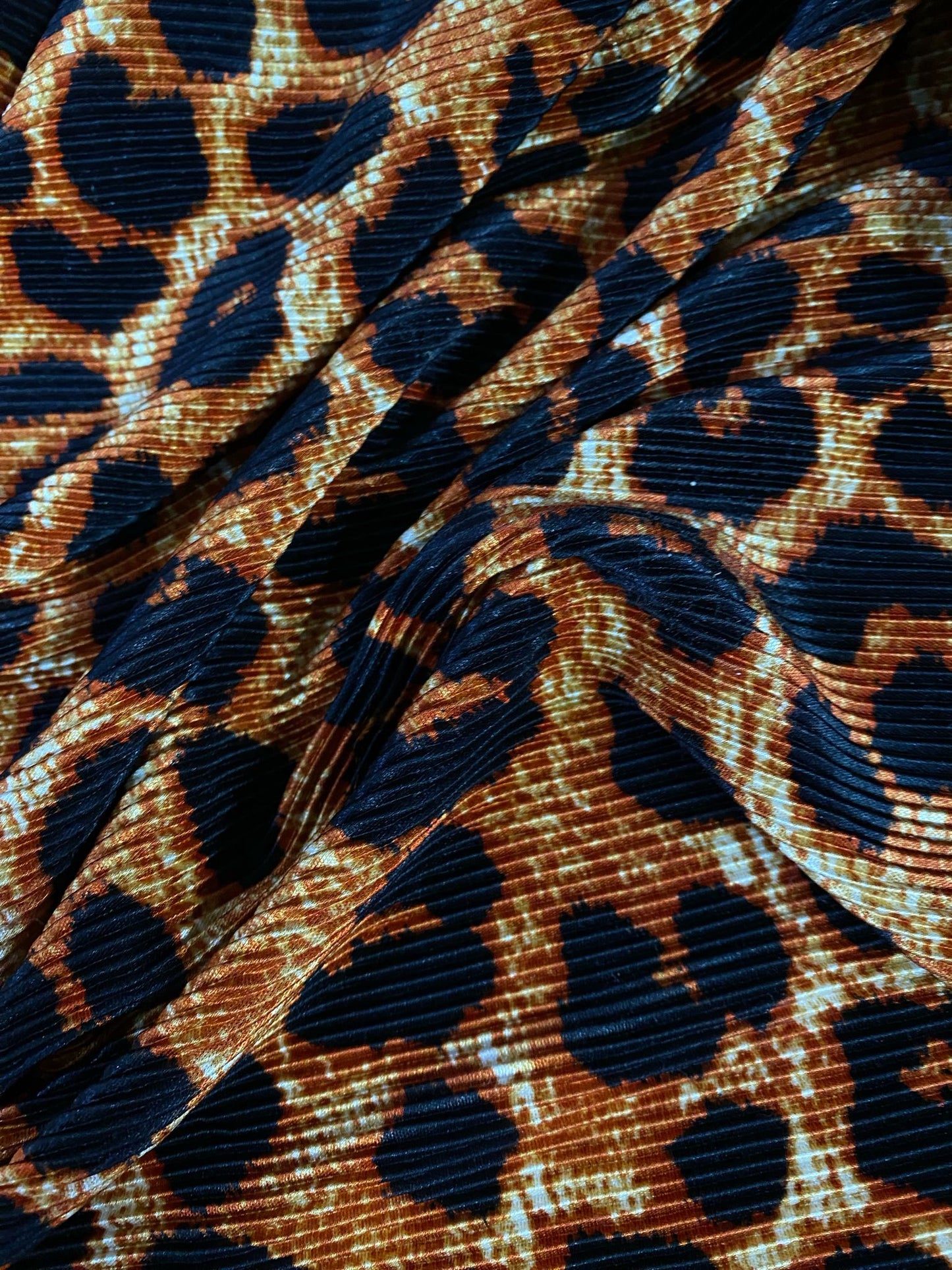 Satin Plisat, Animal Print - Model 1