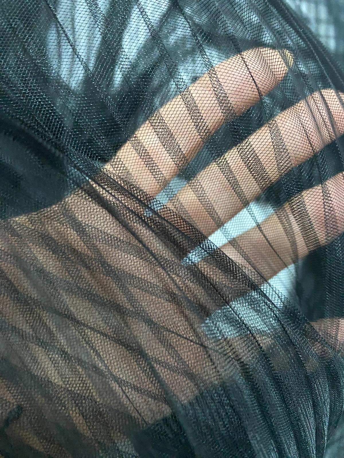Tulle Plisat , Negru