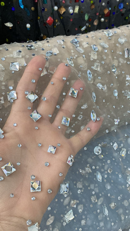 Tulle bej accesorizat cu pietre si cristale argintii - MODEL MELLA