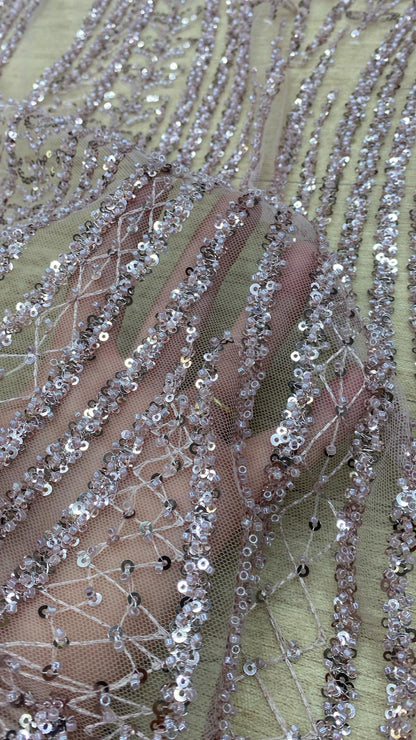 Broderie accesorizata cu paiete si margele, Roz pudra - MODEL AHIRA