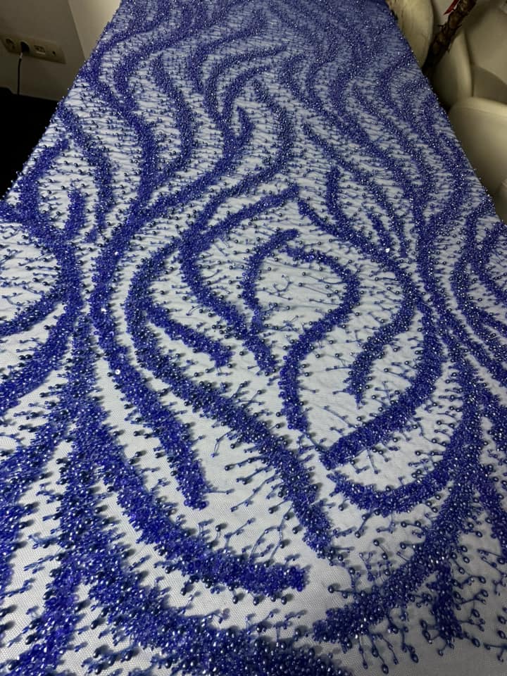 Broderie accesorizata cu paiete si margele , Albastru-royal   / MODEL ELLA