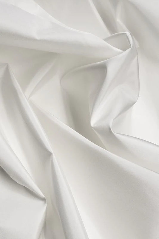 Tafta elastica clasica, Alb