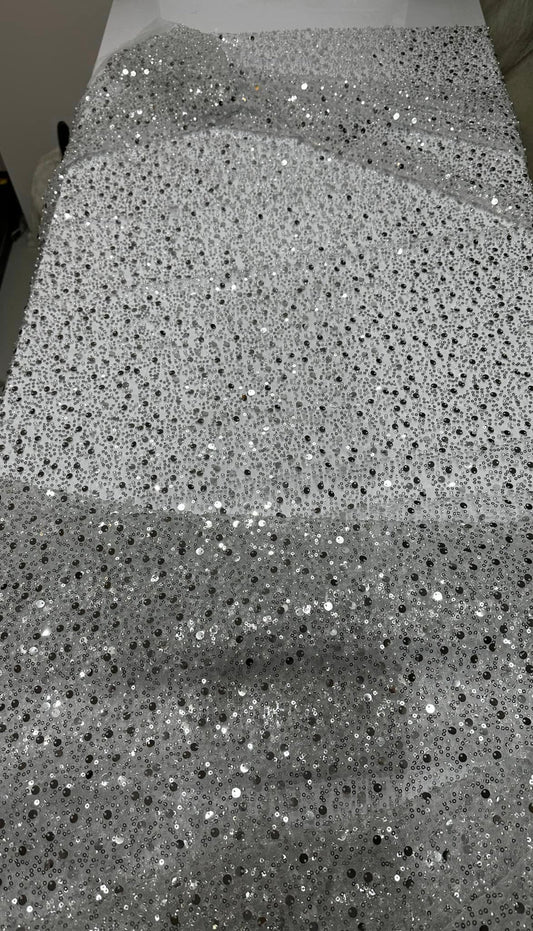 Tulle accesorizat cu paiete si margele, Argintiu / MODEL BIG