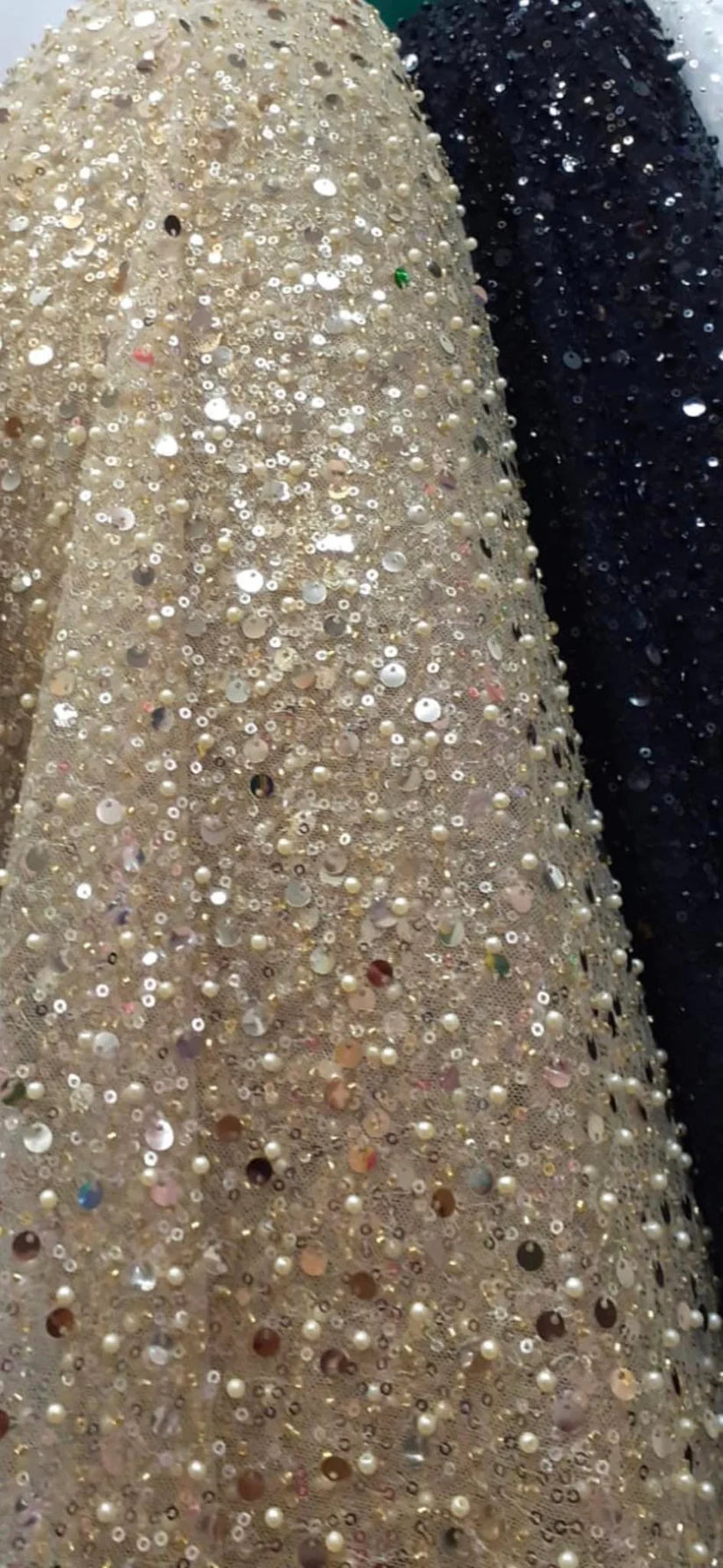 Tulle accesorizat cu paiete si margele, Auriu / MODEL BIG