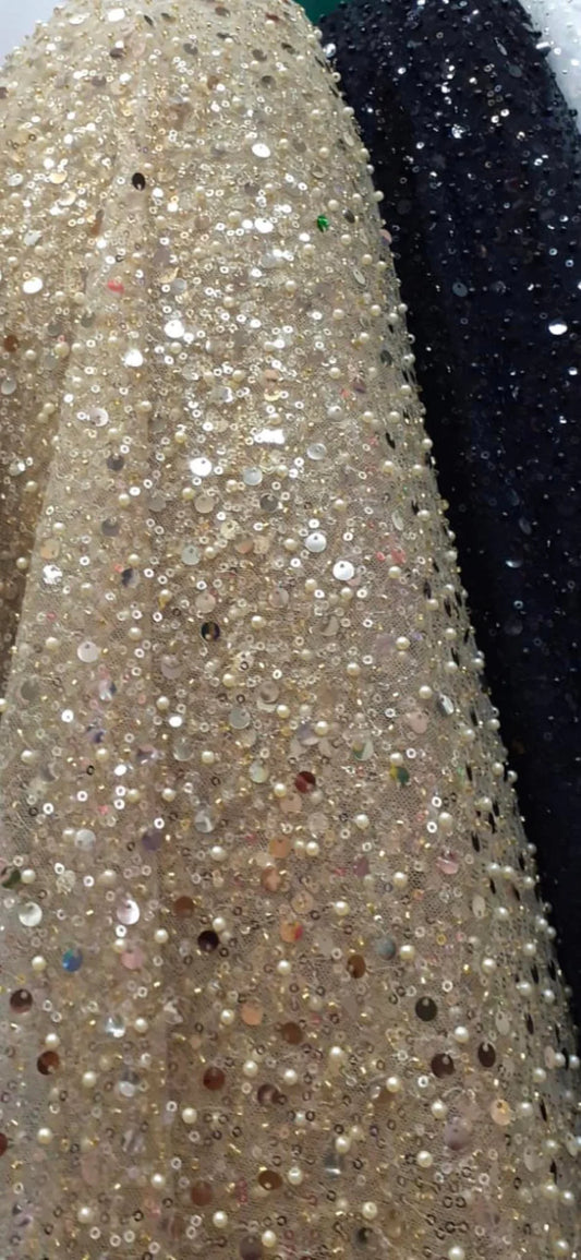 Tulle accesorizat cu paiete si margele, Auriu / MODEL BIG