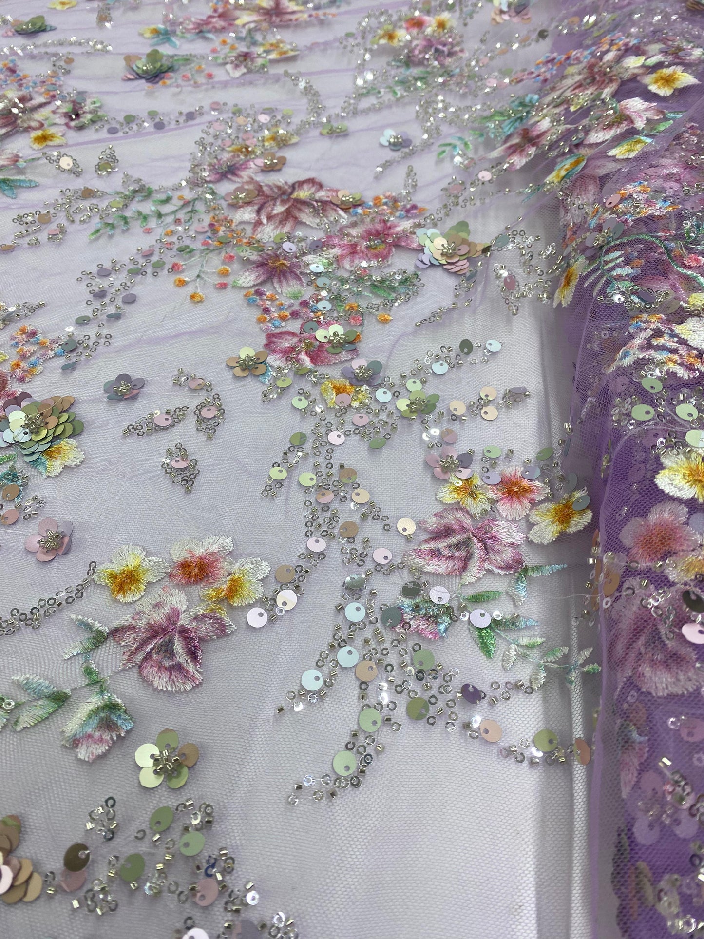 Broderie premium accesorizata Flori 3D, design multicolor, Tulle Mov, Model FAVI