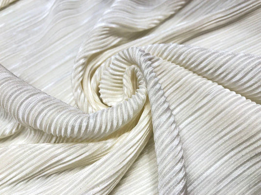 Satin Plisat, Ivary
