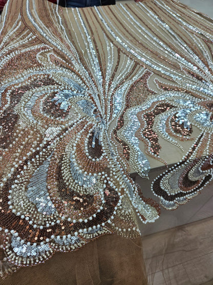 Broderie accesorizata cu margele, paiete si margele tubulare , Maro - MODEL TASHA