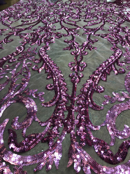 Broderie accesorizata cu paiete, Mov / MODEL THEO