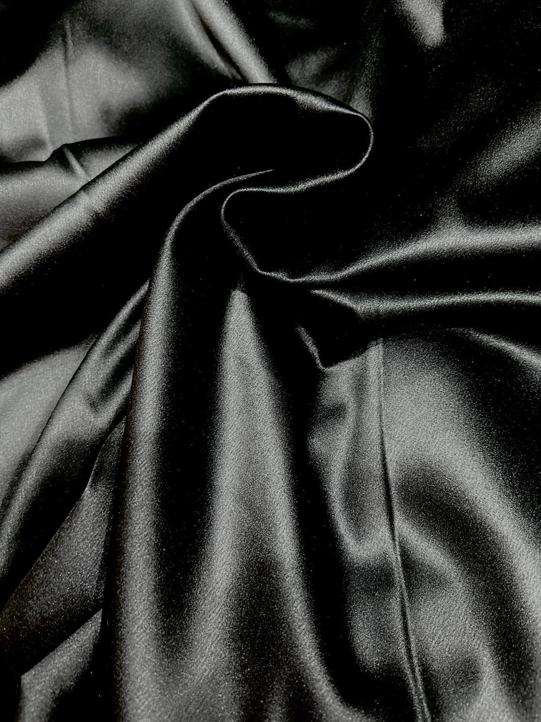 Tafta elastica clasica, Negru