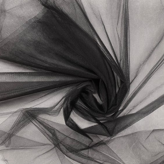 Tulle moale si fin , Negru