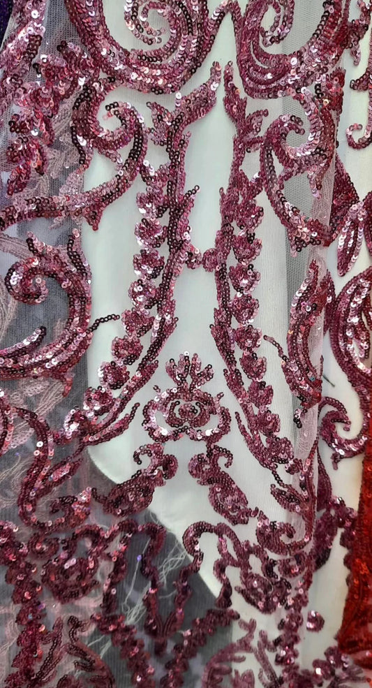 Broderie accesorizata cu paiete, Roz / MODEL THEO
