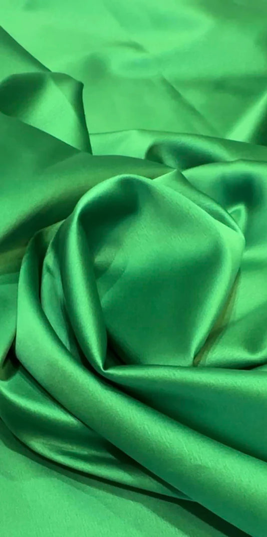 Tafta elastica clasica, Verde iarba